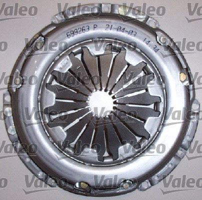 VALEO 826413 DEBRİYAJ SETİ 25 00- 25 STREETWISE 03-05 45 00- 200