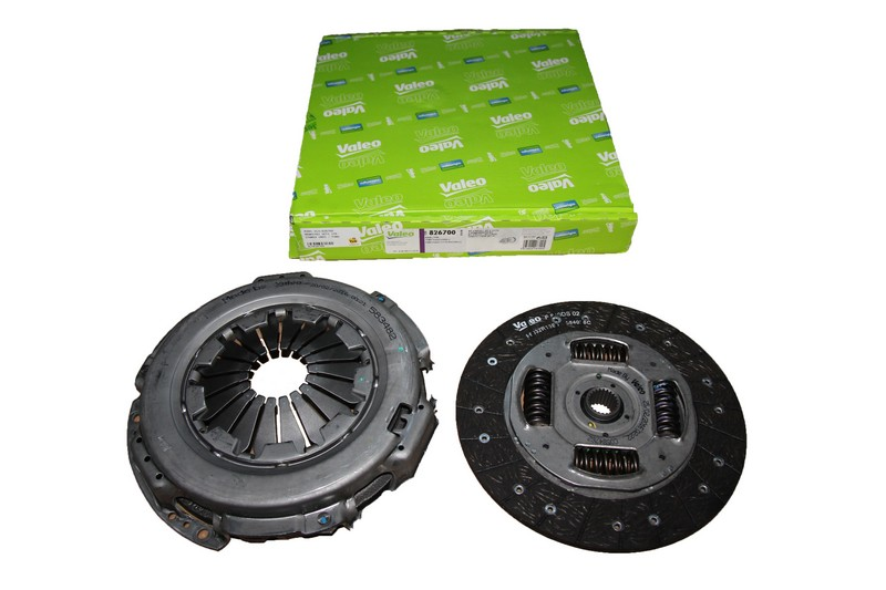 VALEO 826700 DEBRİYAJ SETİ ÇATALI V184 2.4 00-06 F4FA-MEK-MT75