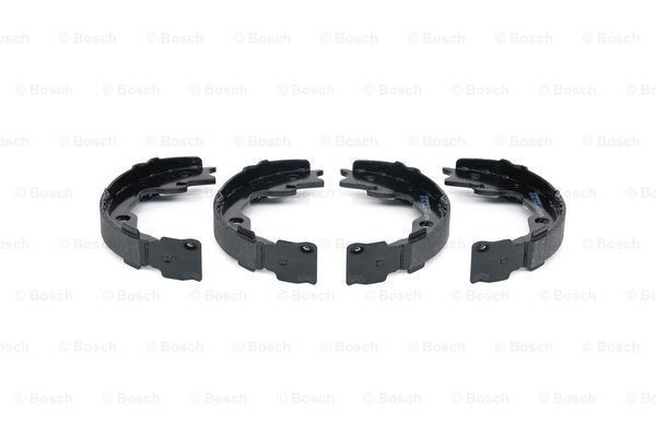 Bosch 986487734 El Fren Balatası Rav4 2006 Sonrası / Juke  2010 Sonrası Qashqaı 07-