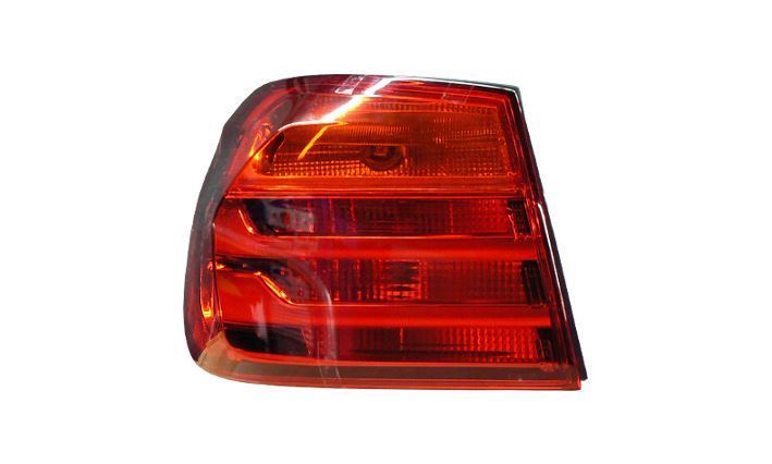 Stop Lambası Dış ÇamurLUK Sol Bmw 4-Serıes F32. F33. F36 F82. F83