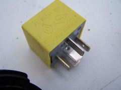 Renault 7700844253 Renault Fan Rölesi 40 Amp (4543A)